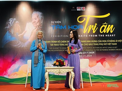 Gallery - 	Tâm họa tri ân-tấm lòng của một nữ họa sĩ với Bà mẹ Việt Nam anh hùng